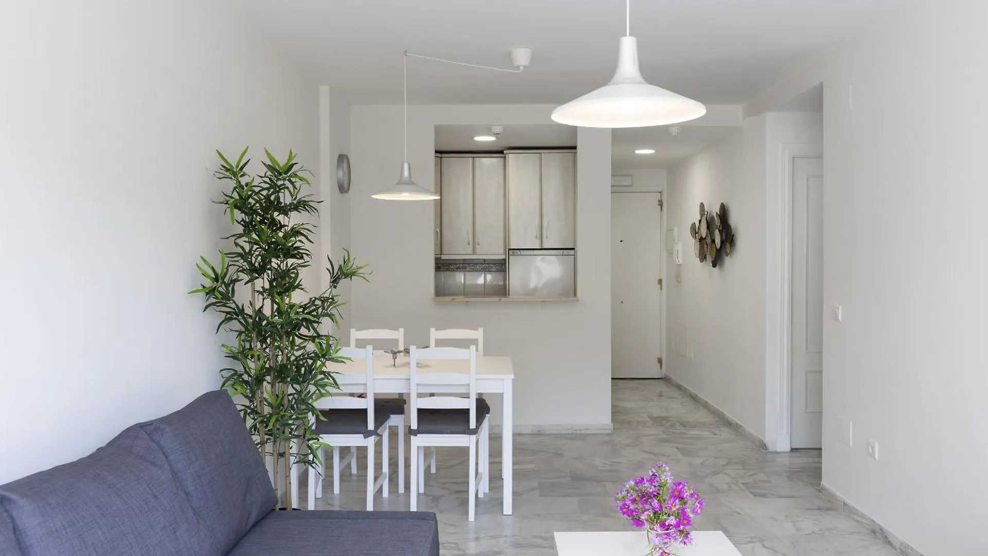 Charming 2-Bedroom Apartment With Terraces & Pool In Torrequebrada Benalmádena 0*,